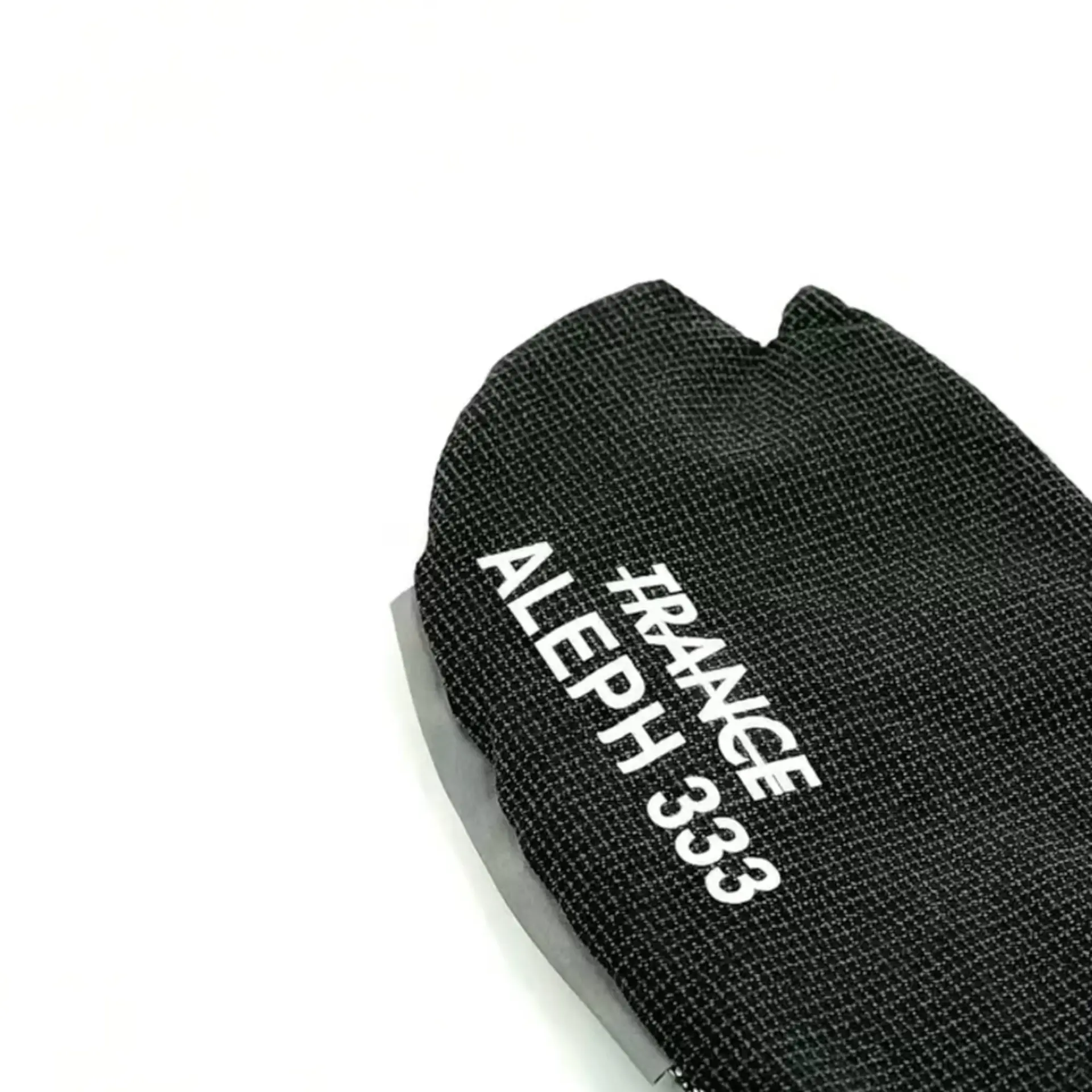 ALEPH 333 / 002 — MITTENS